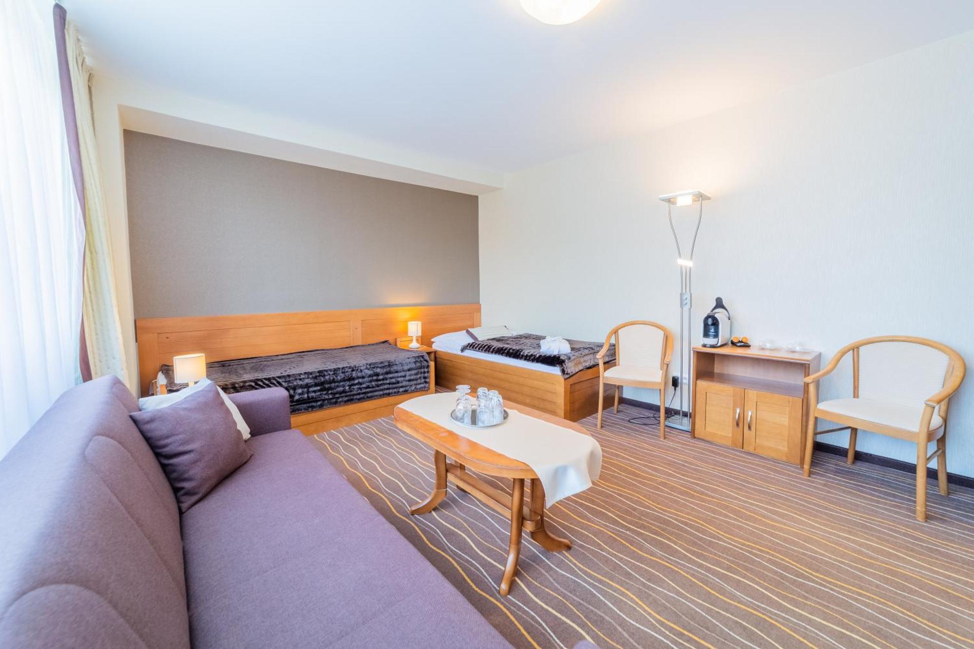 Kontakt Wellness Hotel Tatranská Lomnica Екстериор снимка