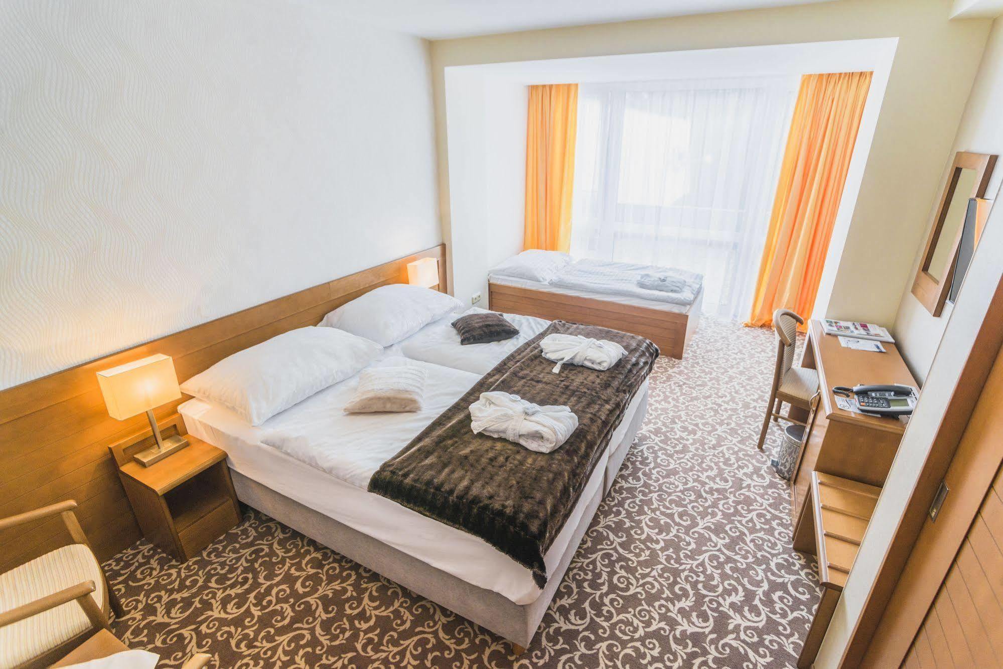 Kontakt Wellness Hotel Tatranská Lomnica Екстериор снимка