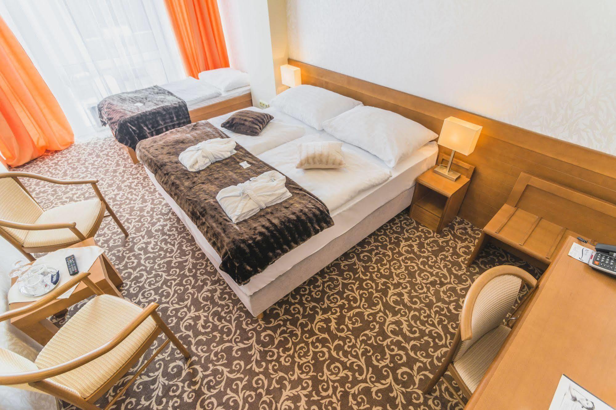 Kontakt Wellness Hotel Tatranská Lomnica Екстериор снимка